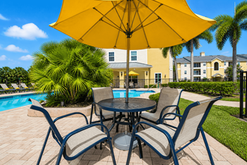 Sun & swim deck